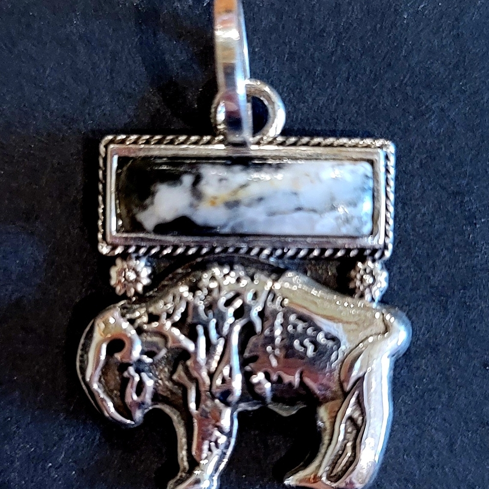Silver Elephant Pendant Necklace